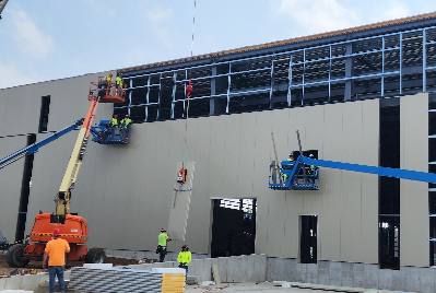 Insulated Metal Panels vs Traditional Building Materials: Cost, Performance and ROI
